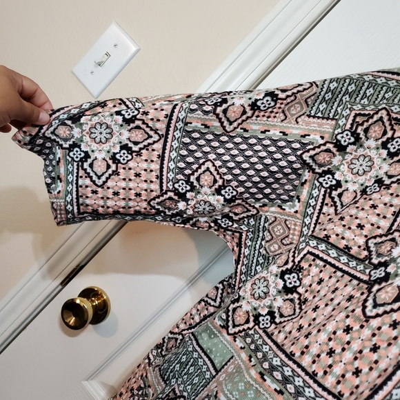 Bobbie Brooks Top Blouse - Picture 3 of 9